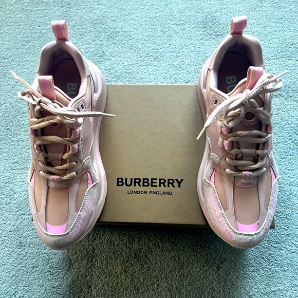 Burberry Sneakers 39 - Picture 1 of 4